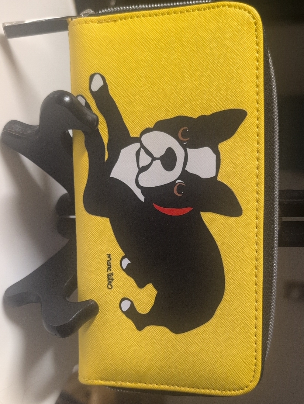 NWOT Marc Tetro   Yellow Dog Zip Wallet - Cute Black Dog Design